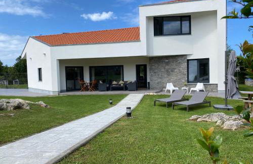 La llosina Vivienda Vacacional alquiler íntegro - Foto 5