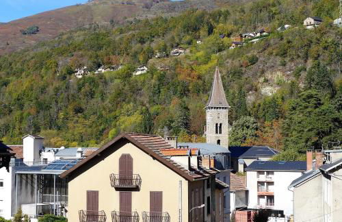 Poles Apart - Foto 22