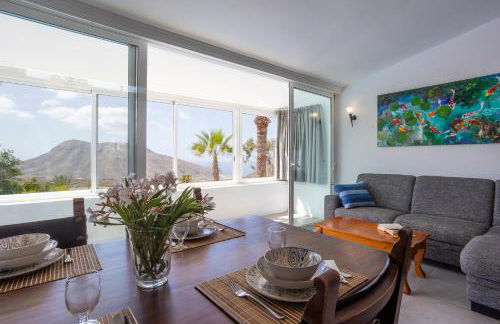 Villa Azure Horizon and Breeze - Panoramic Ocean View and Heated Pool - Foto 41