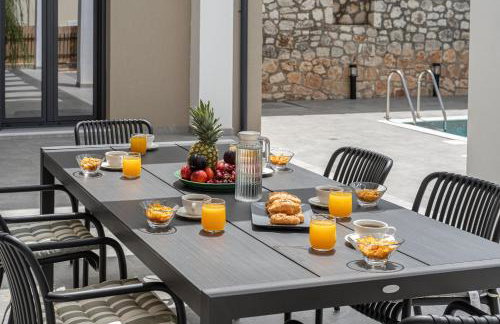 Legantes Luxury Apartments with shared pool - Foto 7