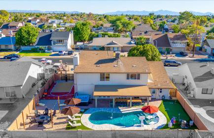 Slide into Fun Pool Games Fire Pit Sport Court - Foto 2