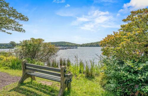 Epic Views and Pool Access! Gem on Big Boulder Lake - Foto 29