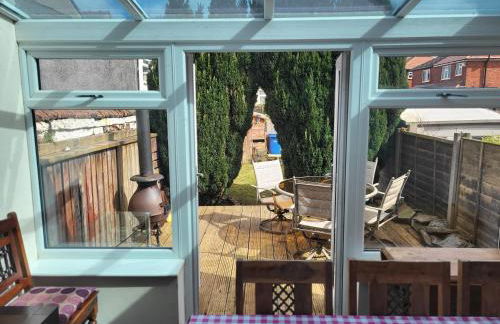 Cottage - Sleeps 4 - Garden - Parking - Foto 11