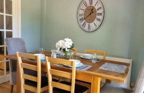 Windsor property near Legoland with free parking - Photo 9