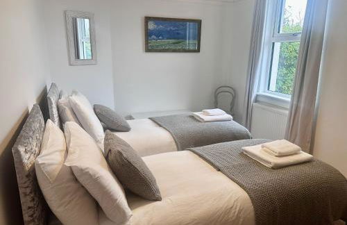 Sunset Retreat - Photo 25