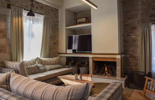 Secluded Mountain Refuge - Theonimfi Paradise Gem - Foto 16