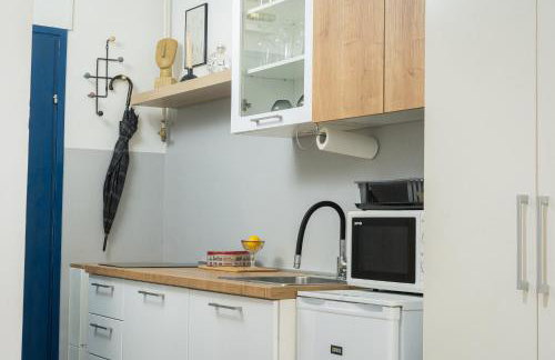 Apartment City Cat - Photo 12