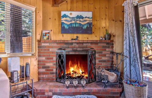 Blissfully Wild -with Hot Tub and pets are welcome - Foto 34