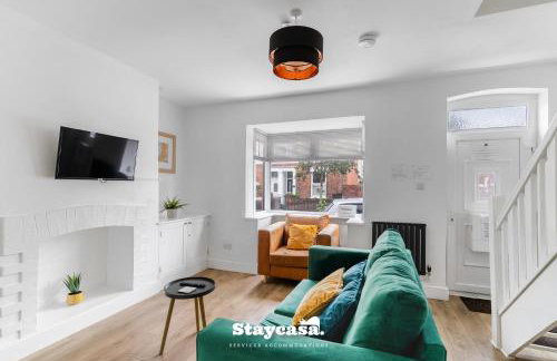 Spacious 2BR Home w Garden 2-Min Walk to Town - Foto 21