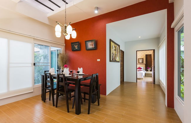 Irawan House - Photo 14