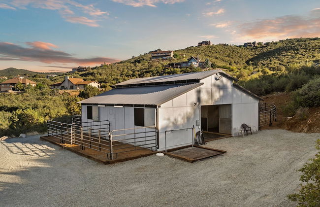 New Luxury Prescott Lynx B B 4k ft2 Sleeps 22 - Photo 72