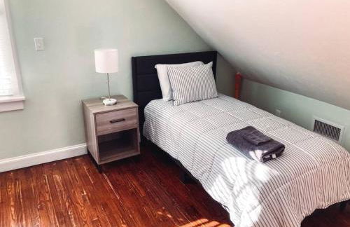 University House - 8 Bedrooms Walk to UF / Stadium - Foto 12