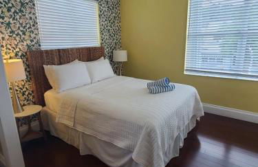 Two Duval Street Suites w parking and pool - Foto 4