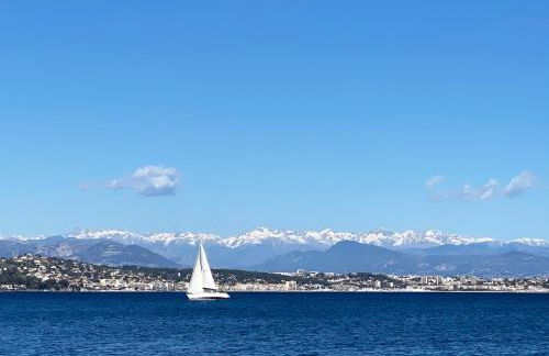 Seafront - beautiful flat with aircon and comfortable loggia - Foto 30