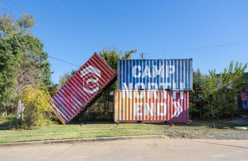 Disc Golf Getaway - Hot Tub, Soaking Tub, Games - Near Uptown - Foto 7