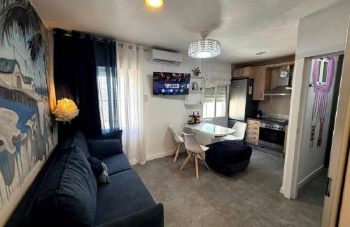 Modern Art Apartment 50m to the Beach - Foto 14