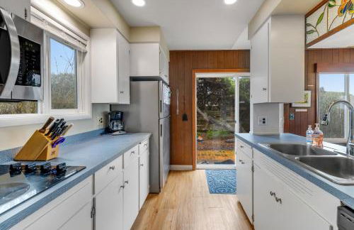 Water's Edge Oceanside Home - Foto 18