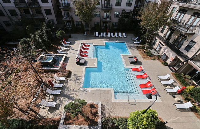 Ebony Ivory Midtown King Bed - Foto 38