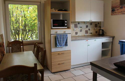 Bungalow 1 - 4-Raum-Wohnung mit Küche und 2 WC Duschen in Ohrdruf-Crawinkel - Photo 10