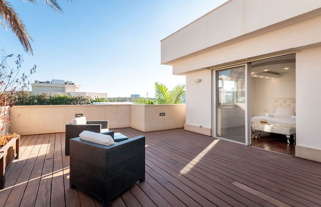 Luxurious Villa with great location - Foto 51