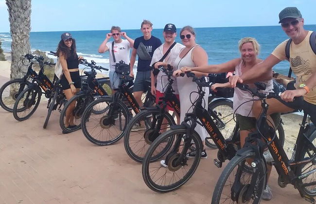 Excursão pela costa de bicicleta elétrica em Alicante com lago de peixes Román e mergulho com snorkel - Foto 21