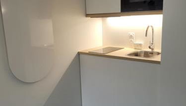 The Originals Residence Appart'Hôtel Lauréades Clermont-Ferrand Centre Jaude - Foto 5, stove, minibar