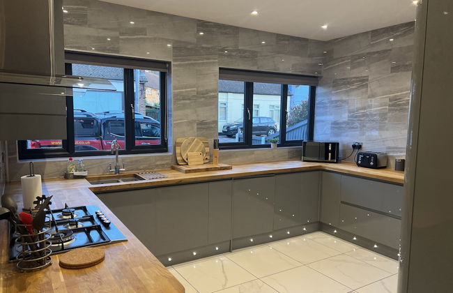 Broadway Beach Homes Airbnb With Hot tub - Foto 17