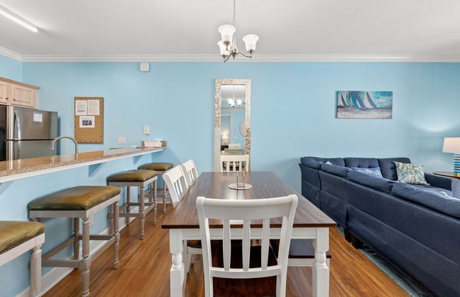 Large Balcony! Gulf Front Master Suite! Many Amenities On-site! - Foto 28