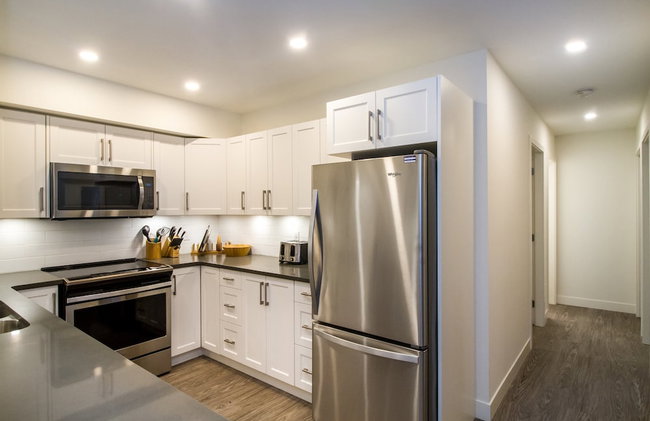 Magog Condo by Revelstoke Vacations - Photo 7
