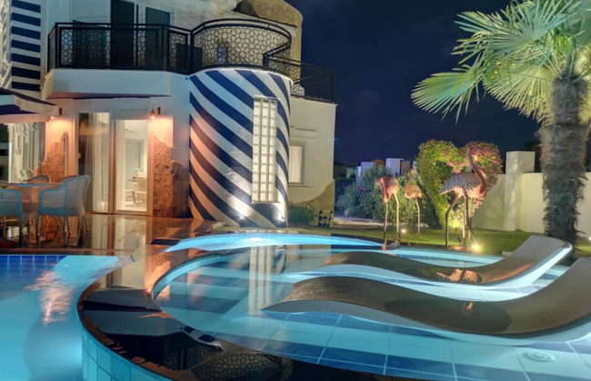 Exquisite Villa With Private Pool in Antalya - Foto 1