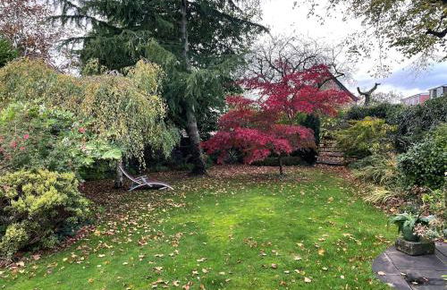 Private Luxury Open-Plan Barn Conversion - Photo 37