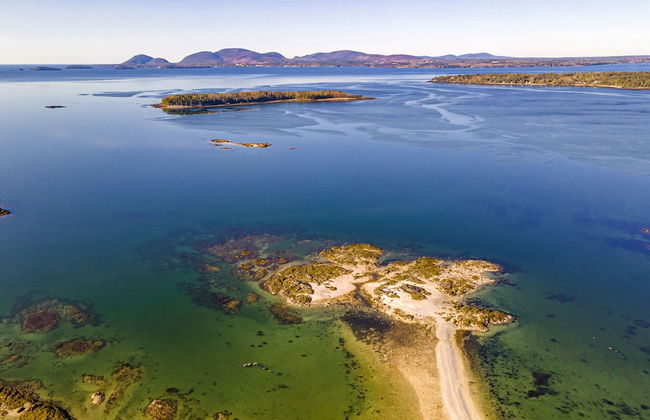 Lucky Stone Retreat - Private Beach & Acadia View - Photo 36