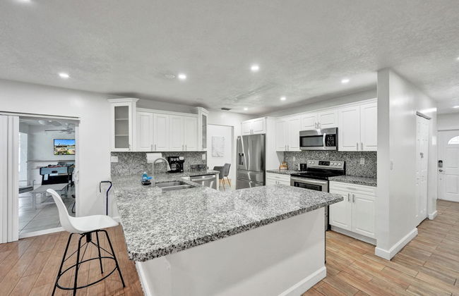 Villa Royale 4 BR Home w Pool & Hot Tub - Foto 20