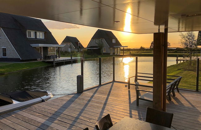 Lakeside Villa With Terrace - Foto 12