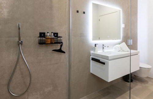 Elysium São Vicente - Designer Villa with Ocean View, Heated Pool, Jacuzzi & Sauna - Foto 20