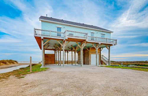 Stunning Beachfront Cargo Lift Sleeps 14 - Foto 5