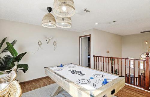 Luxury 5BR Getaway w Pool Hot Tub & Cinema - Foto 39