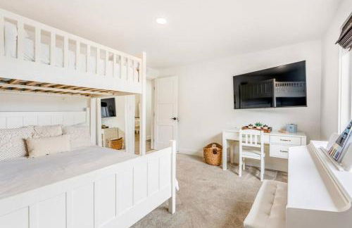 Amazing Views with Heated Pool and Jacuzzi Near Beach - Foto 9