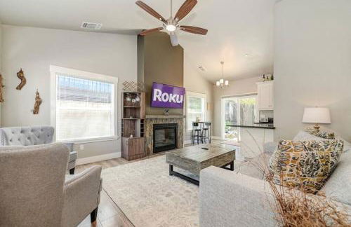Cozy Two-Story Cottage Near Historic Folsom! - Foto 1