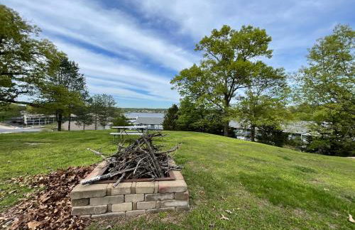 STAIRS OPTIONAL! Lakefront! Pool! On Water! Convenient Fishing! - Photo 77