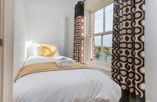 Thrushley Cottage in Wakefield - sleeps 7 - with roof terrace - Foto 22