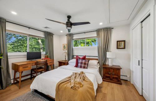 Modern Mid-Century Retreat - Foto 18