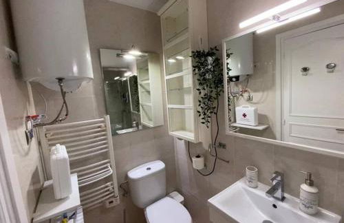 Flowers Family Home - Photo 8