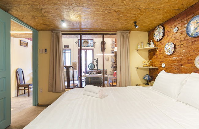 Ancient Saigon House BenThanh Center - Photo 14