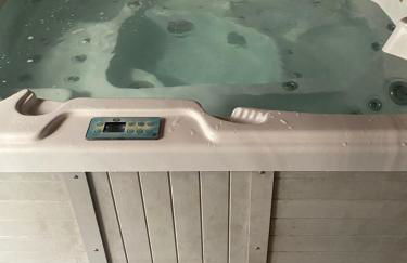 Suite royale avec en options jacuzzi, dîner aux chandelles et petit déjeuner - Photo 11