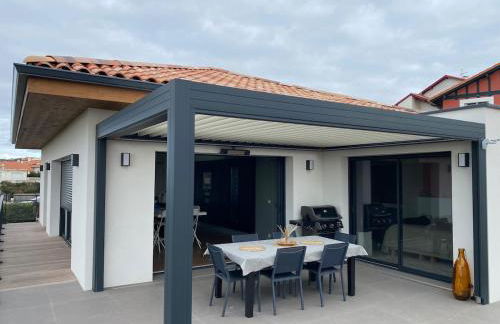 Beautiful new ocean facing villa - Foto 19