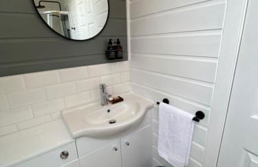 Kinnoull House near Stornoway Hot-Tub Sauna Pet Friendly - Photo 23