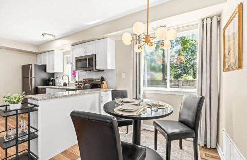 Spacious 1BR Flat, Workspace, King Bed - Foto 5