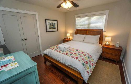 Beautiful, Modern Getaway in Historic Downtown Beaufort - Foto 6