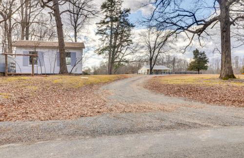 Orange Cottage with Hiking Access 1 Mi to Lake Anna - Photo 26